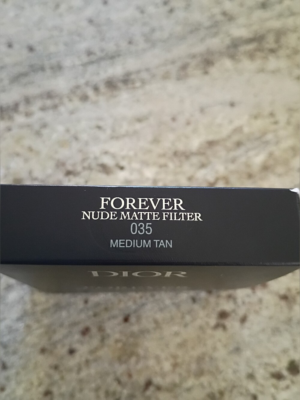 DIOR Forever Nude Matte Filter Powder Compact - Picture 6 of 7